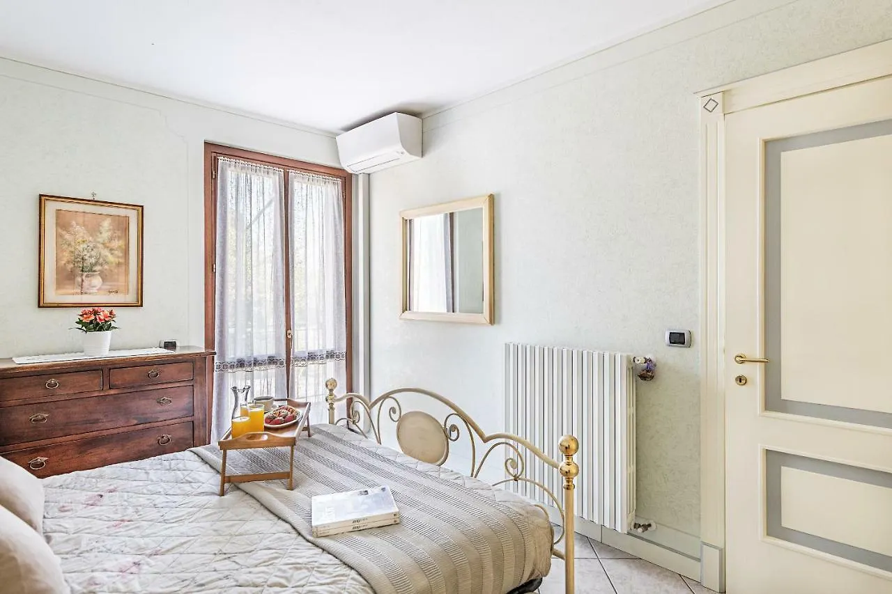 Appartement I Mosaici à Sirmione 0*,